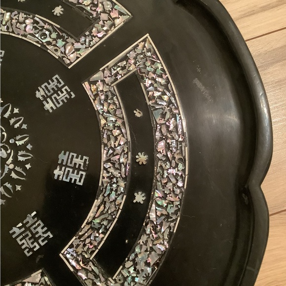 Vintage Mother of Pearl Portable Table - Picture 7 of 8